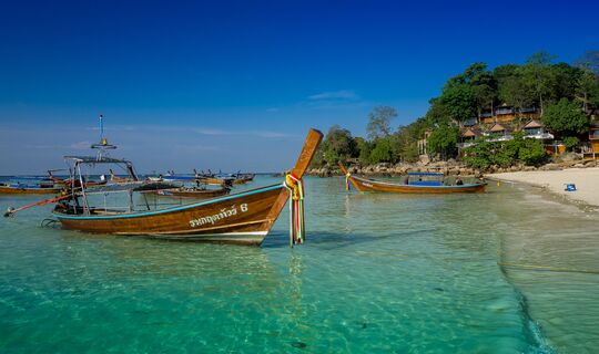 Kina, Thailand, Khao Sok og Phi Phi-øyene