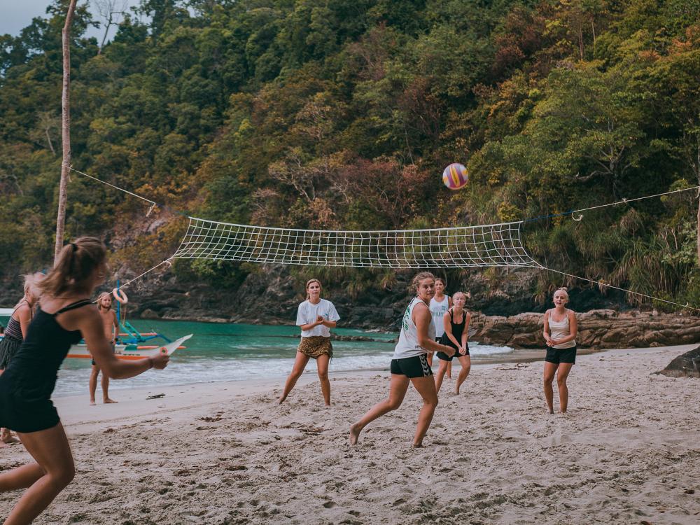 Volleyball på en øde øy