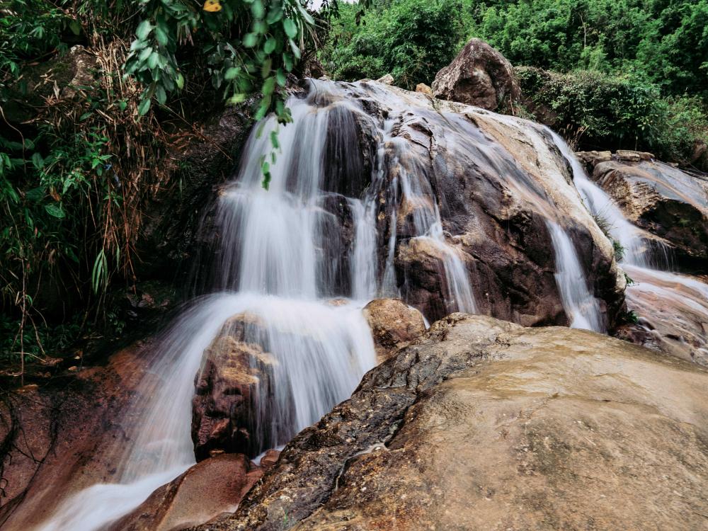 Vakkert fossefall i Nord-Vietnam