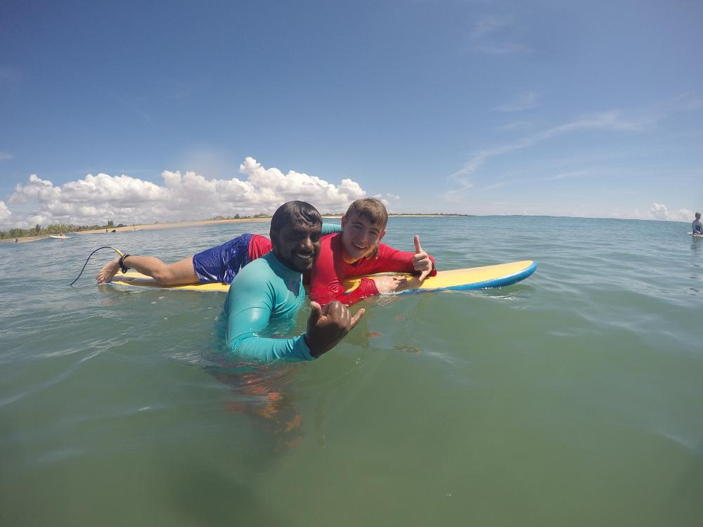 Lær å surfe på Sri Lanka