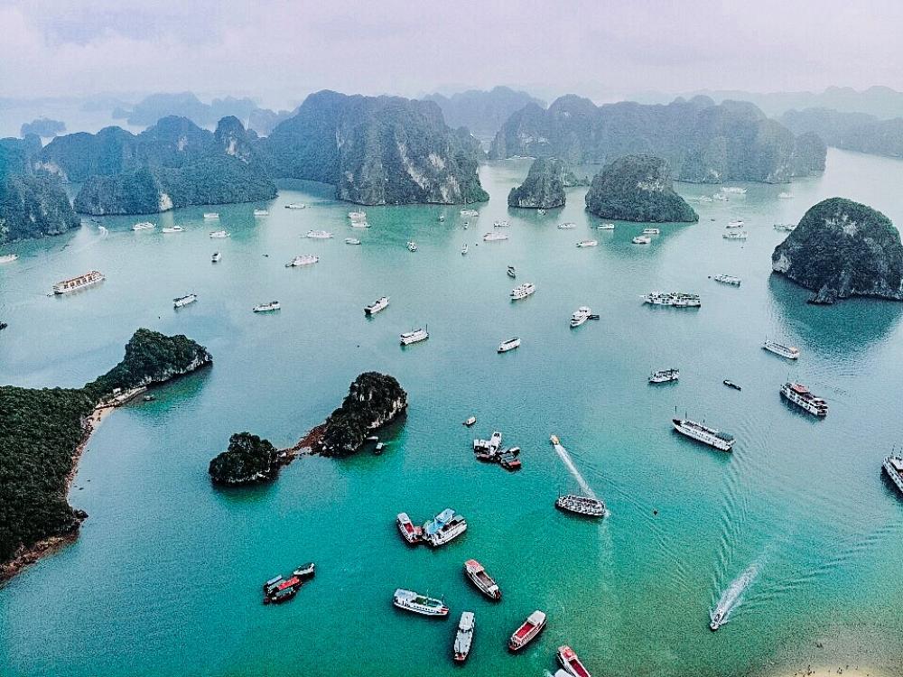 Utsikt over Halong Bay