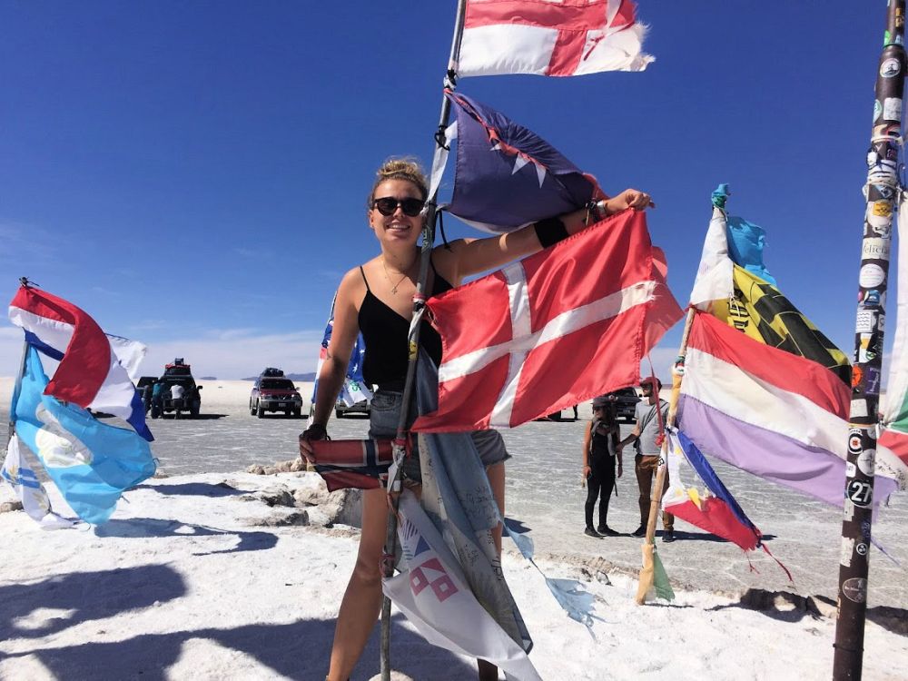 Flagg fra hele verden ved Uyuni