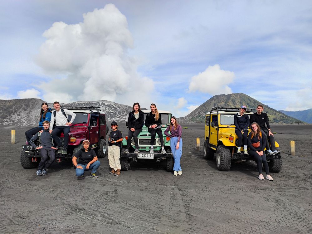 I jeeper foran Bromo