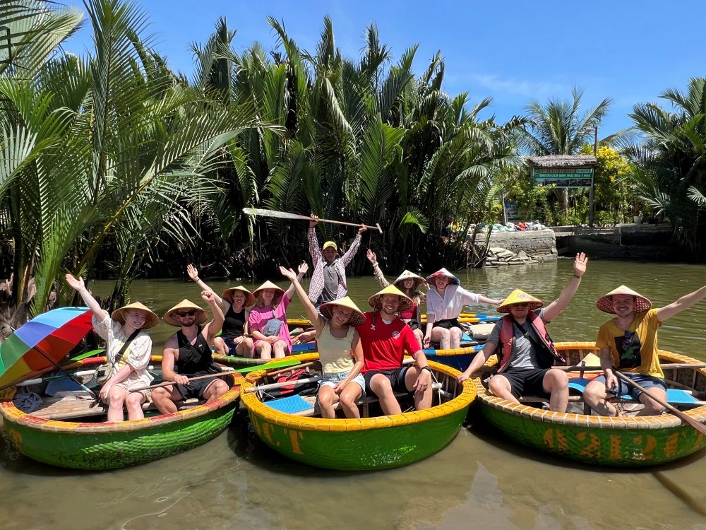 Kurvebåter i Vietnam