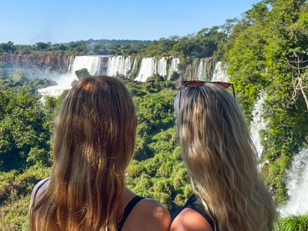 Tett på naturens rå kraft ved Iguazú
