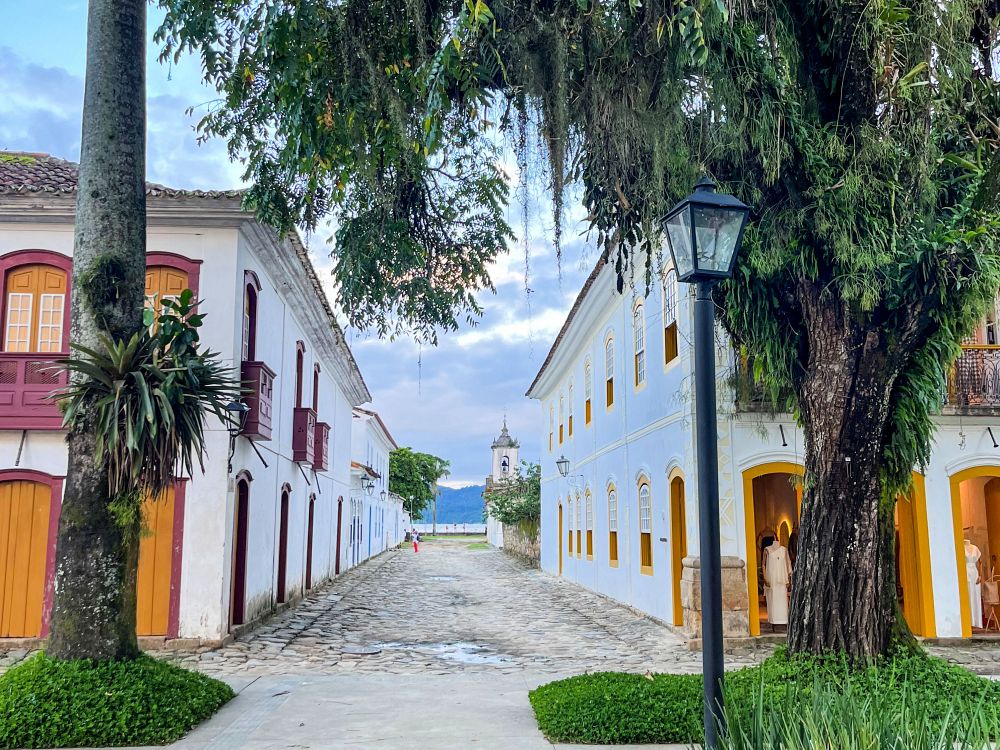 Utforsk den sjarmerende kolonibyen Paraty