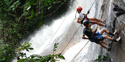 Rappelling